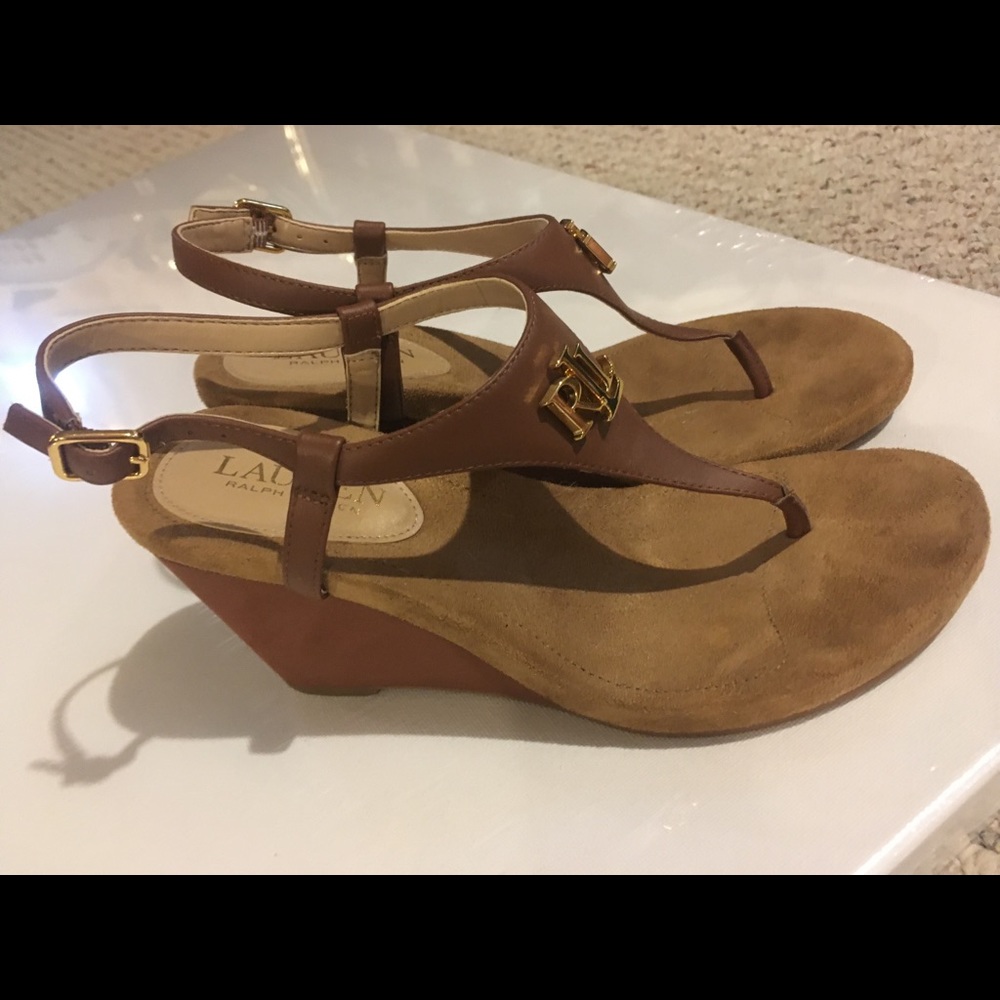 Ralph Lauren woman’s wedge sandals - Picture 5 of 5